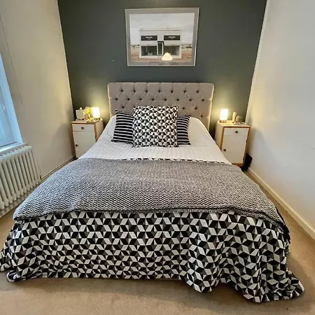 Διαμέρισμα Gorgeous 2 Bedroom Edge Of Cabot Circus Μπρίστολ