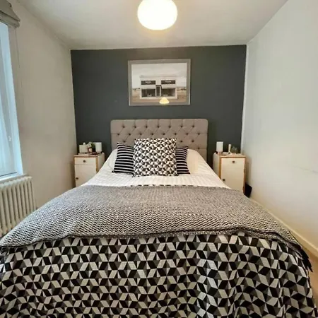 Gorgeous 2 Bedroom Edge Of Cabot Circus Appartamento Bristol